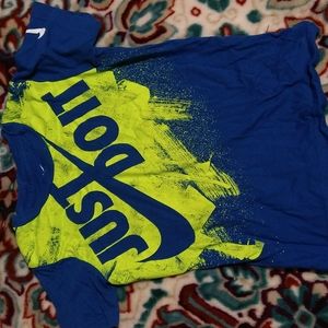 Nike tee shirt